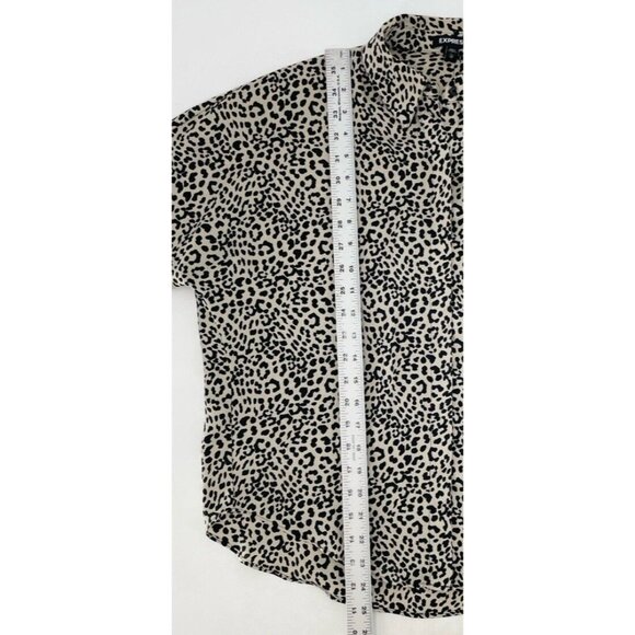 Express Women’s Button Front Cheetah Print Dolman Sleeve Blouse Size XS Boho Ofc - Picture 10 of 11